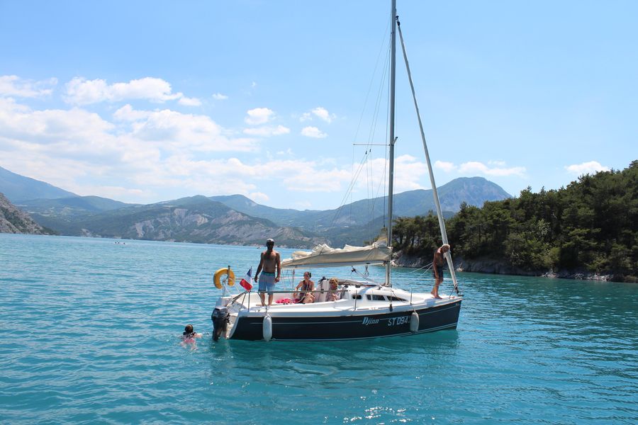 Serre-Ponçon à la voile - par Natu'roll