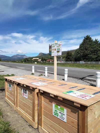 Première aire de compostage partagé à La Bâtie-Neuve (quartier les Platanes)