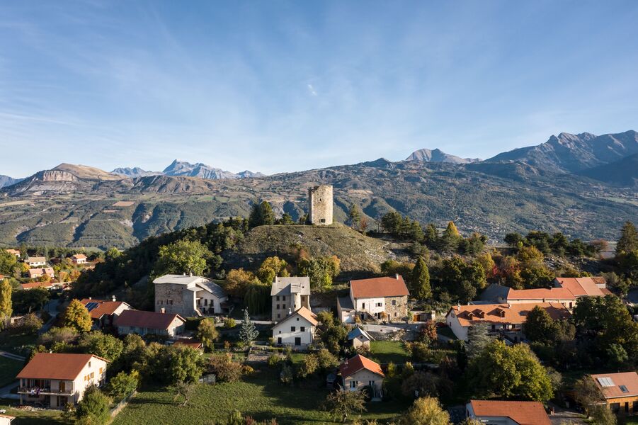 La Bâtie-Vieille, Hautes-Alpes