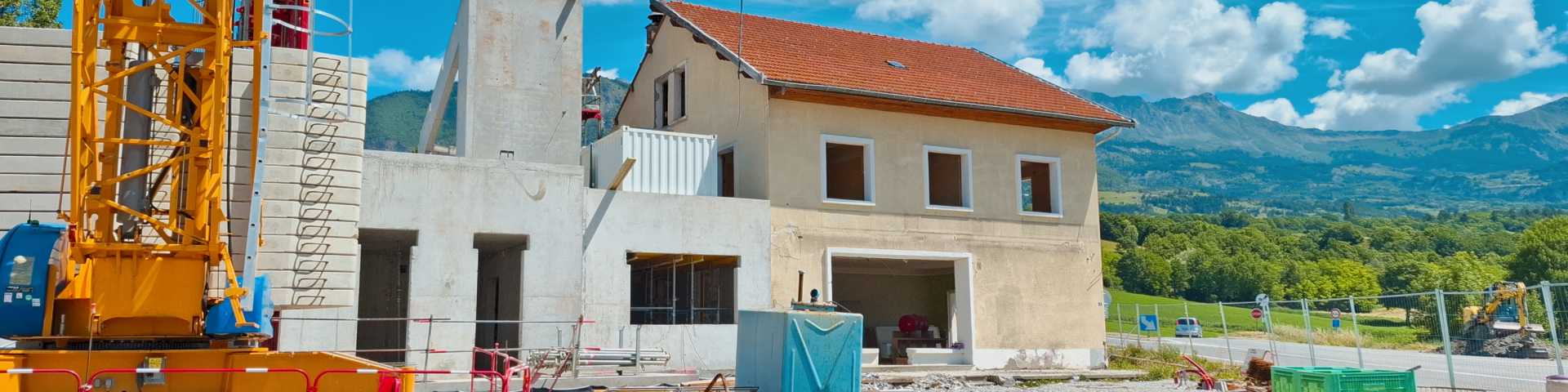 Maison de Pays à Montgardin en travaux